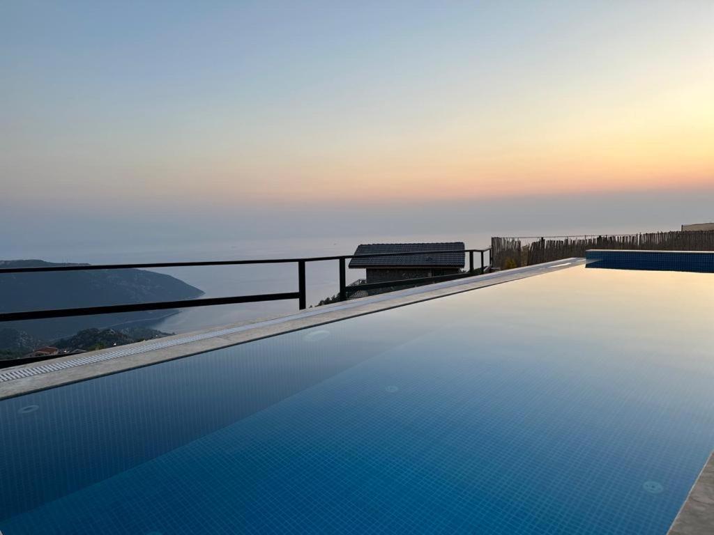 Alinca Infinity Villa Karaagac  Eksteriør bilde